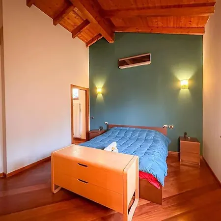 Con Vista E Parcheggio Privato